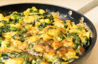 Frittata z ziemnikami i szpinakiem